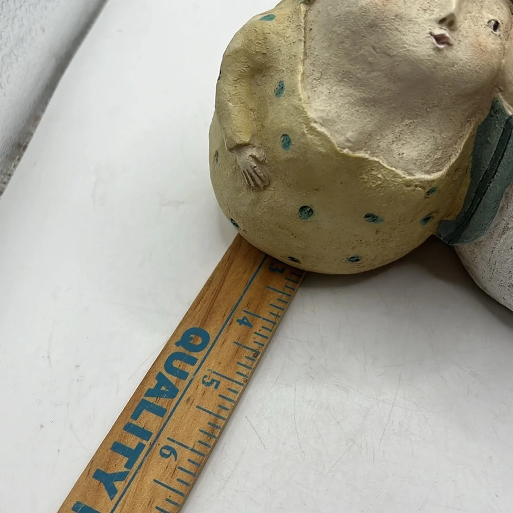 Beryl & George Art Sweet Nothings Sculpture Man Woman Couple Figurine Decor - Picture 10 of 11